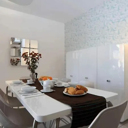 Apartamento Italian With Pool